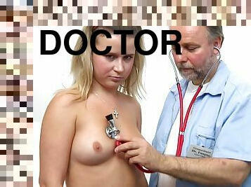 staré, anál, doktor, prvý-krát, mladé18, dcéra, staršie, staré-a-mladé, medveď, gynekologická-prehladka