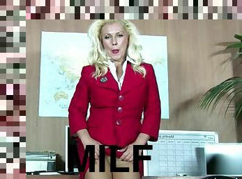 Big Milf Blond Hair Lady Gets Exciting In Office