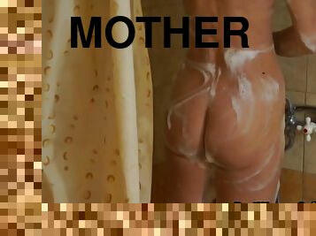 My Adorable Mother I´d Like To Fuck Wife Caught In Her Shower