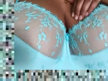 gros-nichons, vieux, ébène, black, 18ans, naturel, plus-agée, gros-seins, soutien-gorge