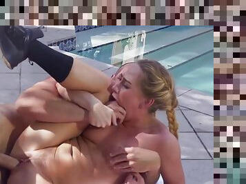 Carter Cruise plays strip horse to get had sex - carter cruise