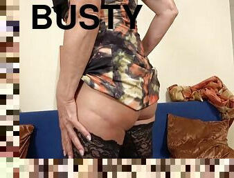 Busty granny Inka fucks with a dildo