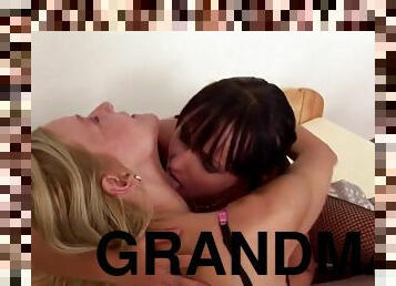 Kinky grandma to fuck and piss on moms