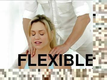 Yoga babe Mia Malkova super erotic and flexible fuck