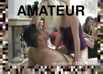 orgie, fête, échangistes-et-libertins, amateur, maison, couple, sexe-de-groupe, tchèque