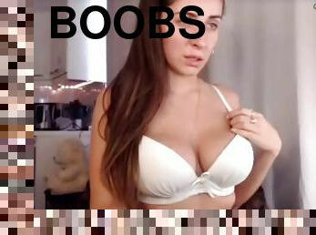 Boobs flash