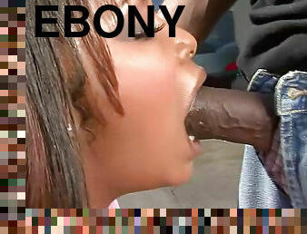 Hardcore cock-sucking ebony is giving a bj