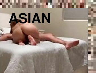 aasialainen, perä, takaapäin, orgasmi, pillu-pussy, kolutyttö, ruikkiminen, amatööri, suihinotto, mälliotos