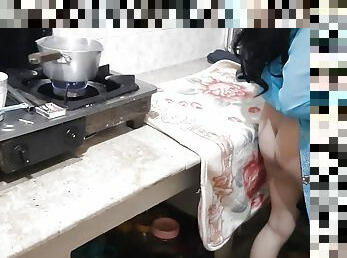 Indian stepsister has hard sex in kitchen, bhai ne behan ko kitchen me choda, Clear hindi audio