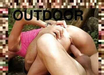 Pussyfucked beauty dominated outdoors