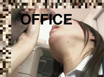 asiatique, gros-nichons, bureau-office, fellation, ados, japonais, trio, salope, chienne, sur-le-visage