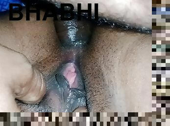 Night Me Bhabhi Ko Daba ke Chodaa 