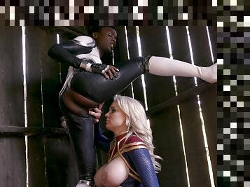 Makes Her Self Squirt Hard With Captain Marvel, Kenzie Taylor And Ana Foxxx