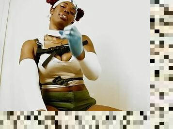 PREVIEW Cosplay: Apex Legends Lifeline Heals You With JOI