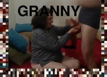 granny, bout-a-bout