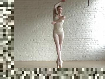 Flexible ballerina annett