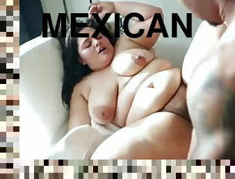 interracial, belle-femme-ronde, mexicain, bout-a-bout