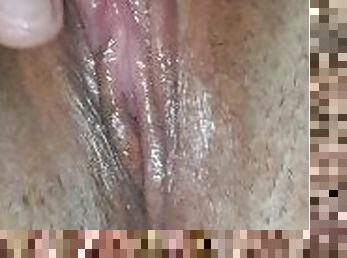 clitoris-bagian-atas-vagina-paling-sensitif, vagina-pussy, isteri, amatir, suami, basah, penyebaran, pengisapan