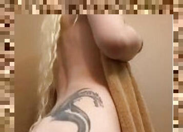 blonde arab mixed teen with fat ass drops her towel and jiggles her ass after a hot shower ????