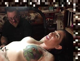 Marie Bossette In Gets A Painful Tattoo On Her Leg