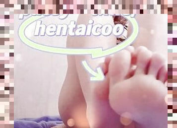 Tiny Teen Toes! Sex with me - linktr.ee/hentaicoo