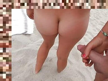 public, femme, fellation, cam, plage, voyeur, doigtage, juteuse