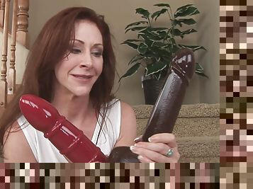 Mom Catherine de Sade and her hardcore dildo