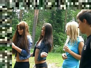 levrette, orgasme, en-plein-air, chatte-pussy, russe, anal, fellation, trio, jeune-18, par-voie-orale