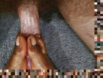 Desi Toes Servicing White Cock