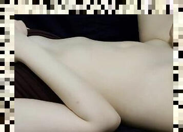 asiatic, clitoris, masturbare-masturbation, orgasm, pasarica, japoneza, masaj, cu-degetelul, masturbare, perfect