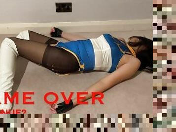 Superheroine Chun Li defeated and moaning ryona