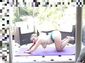 Hot Busty Bbw Milf Charlie Raes Hot Yoga Workout