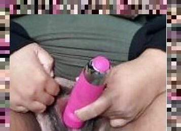 gros-nichons, masturbation, mamelons, bureau-office, orgasme, chatte-pussy, amateur, ébène, belle-femme-ronde, salope