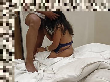 On Girlfriends Birthday, She Was Wearing Saree, Boyfriend Warmed Her Up India Hardcore Sex