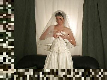 Mature bride woman strips on cam for fabulous masturbation kinks