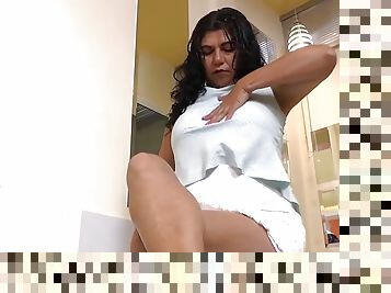 Latinchili busty bbw mature showoff compilation