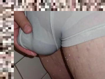 baignade, énorme, masturbation, secousses, ejaculation, serrée, douche, solo, humide, bite