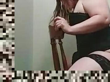 Watch my big beautiful booty bounce as I take the dildo anal