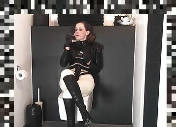 Smoke and fuck herself in latex