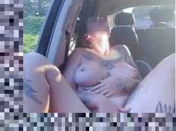 cul, gros-nichons, masturbation, en-plein-air, public, anal, voiture, naturel, webcam, gode