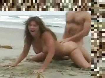 Nice fuck on the beach