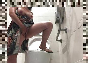 masturbation, orgasme, public, giclée, toilette