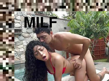 Fucking Curly Haired Latina Lindagrey0 From Behind In The Backyard
