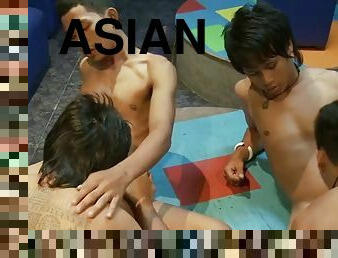asiatique, amateur, anal, fellation, ejaculation-sur-le-corps, gay, branlette, thaï, baisers, quatuor