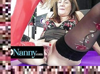 gros-nichons, masturbation, vieux, chatte-pussy, femme, mature, granny, lesbienne, milf, jouet