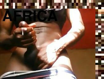 AFRICA)) NIGERIAN GUY WANKING AND MOANING WHILE HE CUMS
