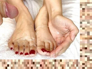 amateur, ejaculation-sur-le-corps, ados, latina, pieds, point-de-vue, ejaculation, fétiche, massive, branlette-avec-les-pieds