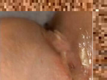 Latina Squirter