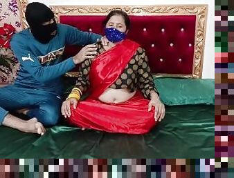 Beautiful Indian Busty Lady Sex with her Servant