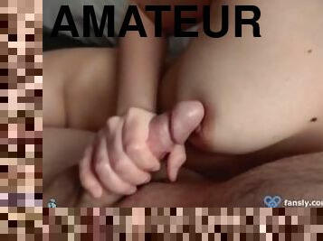 amateur, ejaculation-sur-le-corps, maison, branlette, couple, ejaculation, naturel, belle, fétiche, domination